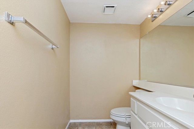 Detail Gallery Image 17 of 37 For 16760 Secretariat Dr, Moreno Valley,  CA 92551 - 4 Beds | 2/1 Baths