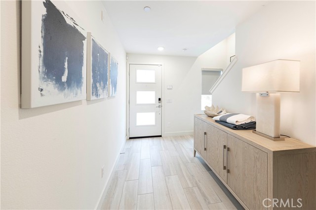 983 Doheny Way, Dana Point CA: https://media.crmls.org/medias/95be033d-2553-4d1b-bb00-352a81a540e4.jpg