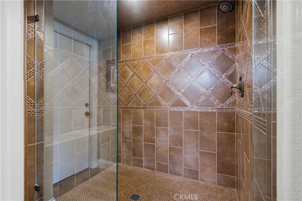 https://media.crmls.org/medias/95bed436-6efd-4550-86e4-72d88cefa4ae.jpg?preset=X-Large