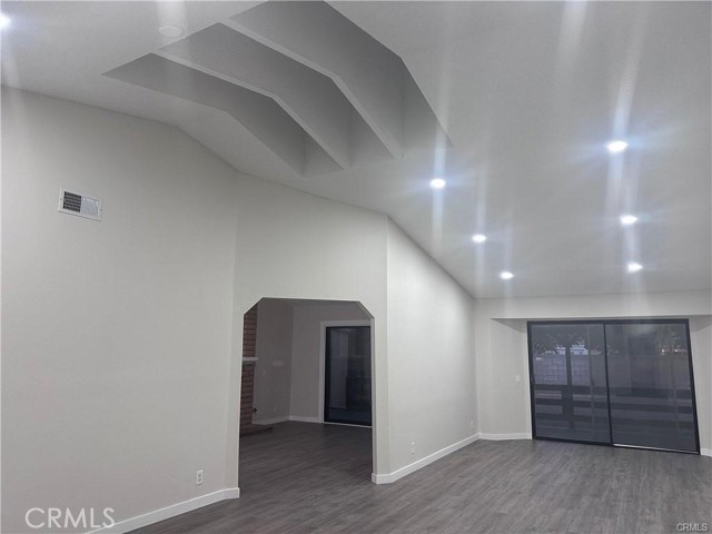 Detail Gallery Image 4 of 25 For 44026 Fine, Lancaster,  CA 93536 - 3 Beds | 2 Baths