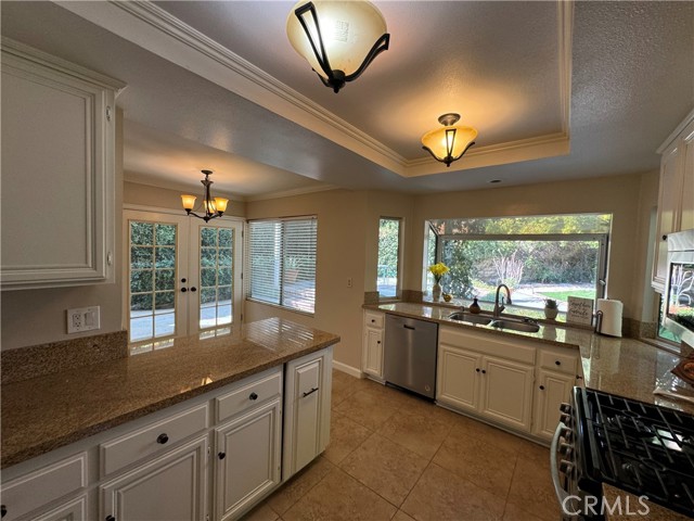 Detail Gallery Image 3 of 24 For 23201 W Vail Dr, West Hills,  CA 91307 - 4 Beds | 3 Baths