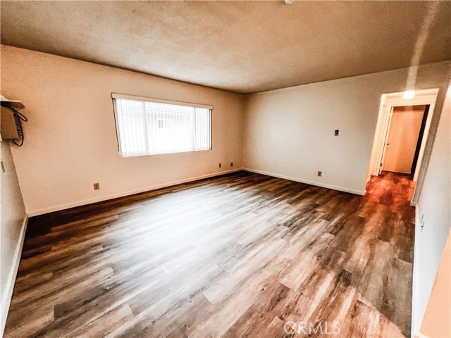 3245 Live Oak Street, Huntington Park CA: https://media.crmls.org/medias/95bfa11e-afcf-464c-a947-554e0e98f1db.jpg