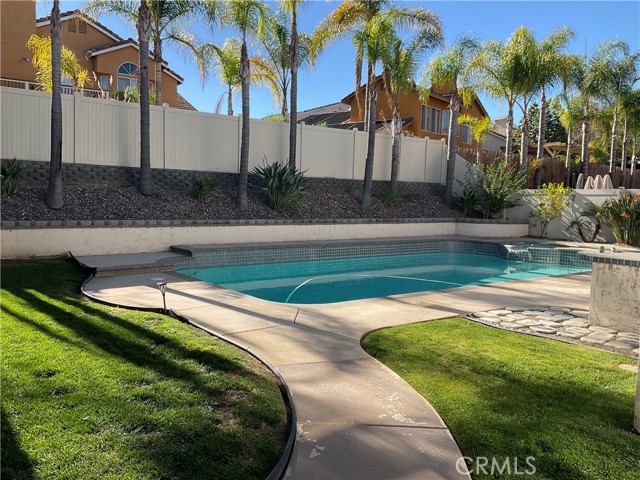 Detail Gallery Image 3 of 31 For 31799 Leigh, Temecula,  CA 92591 - 5 Beds | 4 Baths