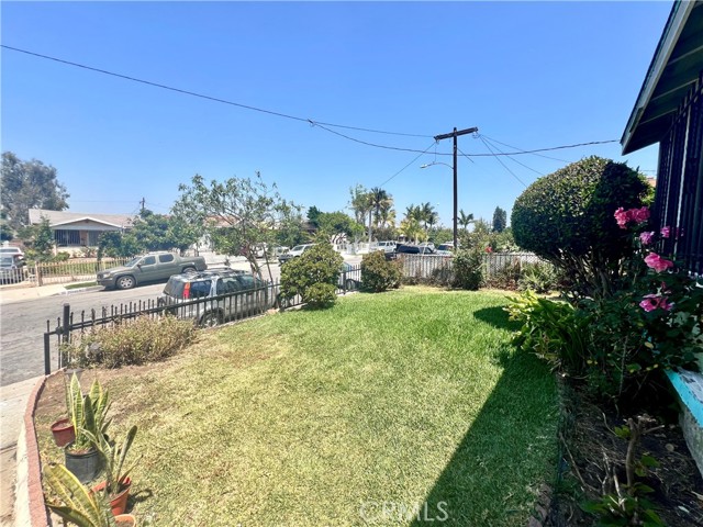 Image 3 for 11244 Berendo Ave, Los Angeles, CA 90044