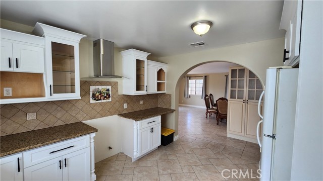 Detail Gallery Image 5 of 18 For 927 W 3rd St, Azusa,  CA 91702 - 2 Beds | 1 Baths