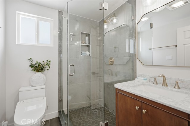 4750 W 133rd, Hawthorne CA: https://media.crmls.org/medias/95c18929-765c-44cd-82d7-739816459b26.jpg