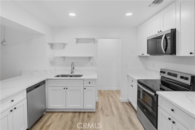 11170 Rosarita Drive, Loma Linda CA: https://media.crmls.org/medias/95c1d0f5-84a6-483b-aece-fdfc8c181fd0.jpg
