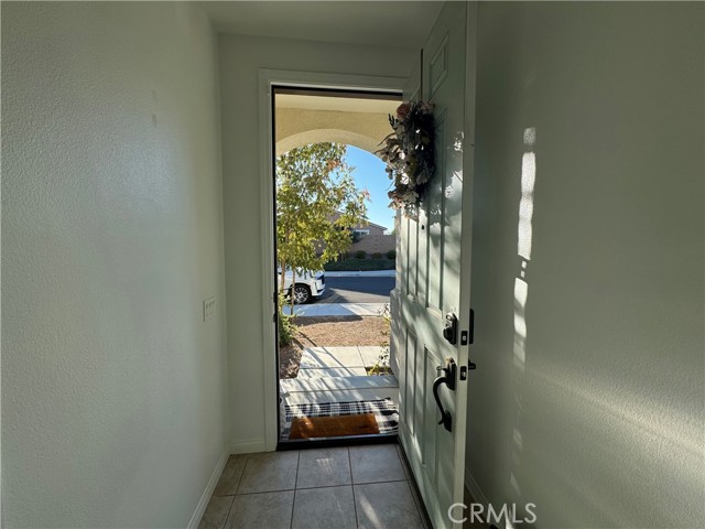 Detail Gallery Image 9 of 15 For 34282 Kensington St, Murrieta,  CA 92563 - 4 Beds | 2/1 Baths