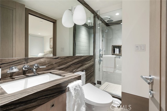 716 The Strand, Manhattan Beach CA: https://media.crmls.org/medias/95c2ceeb-5fb1-4bb5-a62e-1768215ece16.jpg