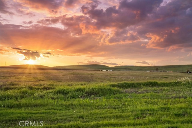 Detail Gallery Image 2 of 35 For 2104 16th St, Oroville,  CA 95965 - 3 Beds | 1/1 Baths