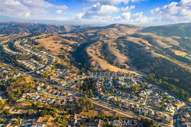 19519 Greenwillow Lane, Rowland Heights CA: https://media.crmls.org/medias/95c31036-c0f9-4c94-8d35-33ec6b535d2e.jpg