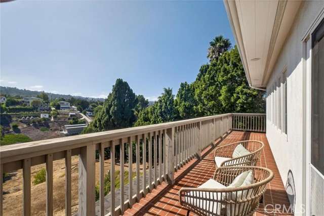 87 Dapplegray Lane, Rolling Hills Estates, California 90274, 5 Bedrooms Bedrooms, ,4 BathroomsBathrooms,Residential,For Sale,Dapplegray Lane,SB25233614