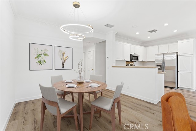 Detail Gallery Image 6 of 45 For 38 Veneto Ln, Aliso Viejo,  CA 92656 - 3 Beds | 2/1 Baths