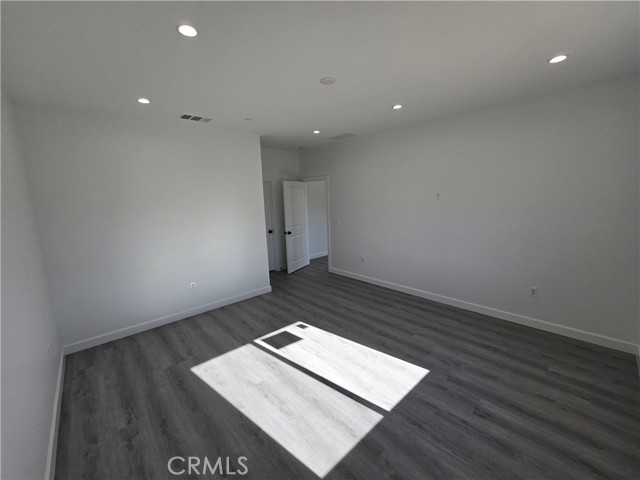 Detail Gallery Image 14 of 24 For 10401 N Loop Bld, California City,  CA 93505 - 4 Beds | 2/1 Baths