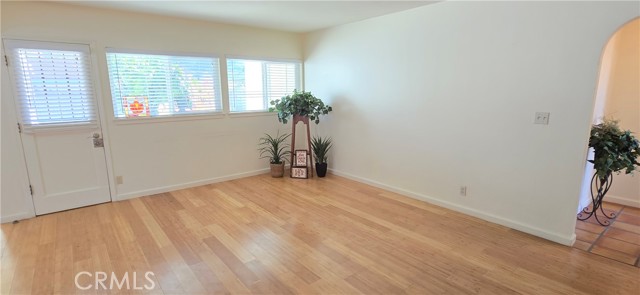 Detail Gallery Image 4 of 23 For 1200 Peach Ave, Lompoc,  CA 93436 - 4 Beds | 3 Baths