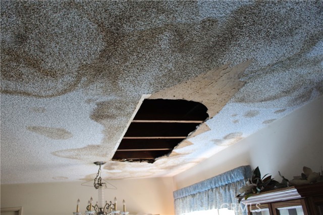 Detail Gallery Image 8 of 35 For 734 S Vale, Anaheim,  CA 92806 - 4 Beds | 3 Baths