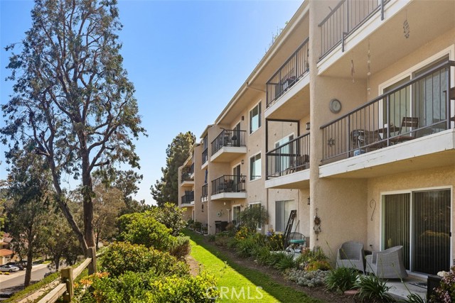 3336 Punta Alta, Laguna Woods CA: https://media.crmls.org/medias/95c3af83-32ea-440e-8946-9e396654e0b2.jpg