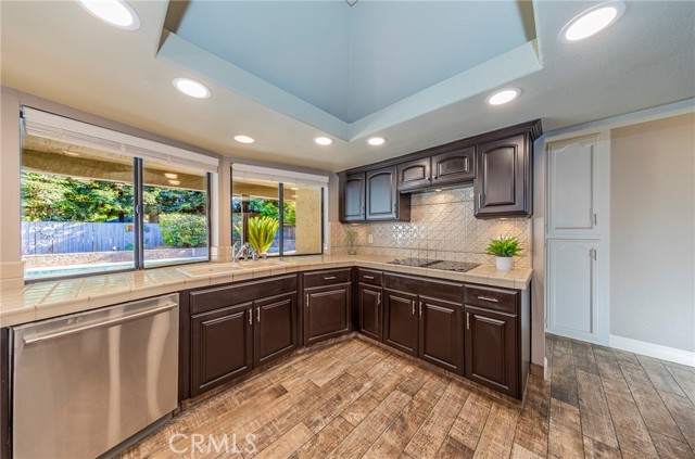 Detail Gallery Image 31 of 75 For 779 E Cole Ave, Fresno,  CA 93720 - 4 Beds | 2/1 Baths