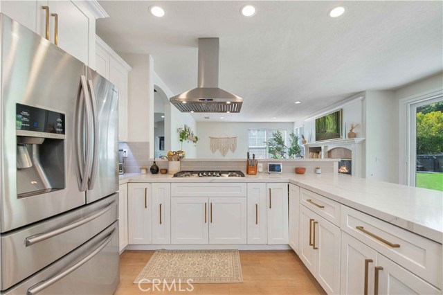 231 Knoll Ridge Road, Simi Valley CA: https://media.crmls.org/medias/95c45433-a3ba-492f-8a45-801739682666.jpg