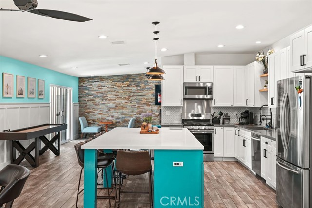 4941 Catamaran Street, Oxnard CA: https://media.crmls.org/medias/95c497f3-724f-4f6a-b12d-0e2f77b2160a.jpg