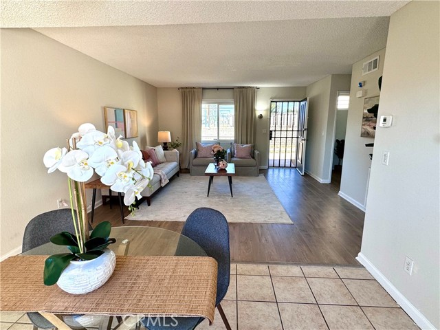 Detail Gallery Image 7 of 33 For 1480 E Marshall Bld #3,  San Bernardino,  CA 92404 - 3 Beds | 2/1 Baths