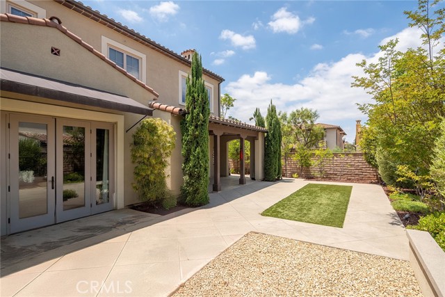 17 Lowland, Irvine CA: https://media.crmls.org/medias/95c645a8-dc3b-4236-adda-e27ed643ec5a.jpg