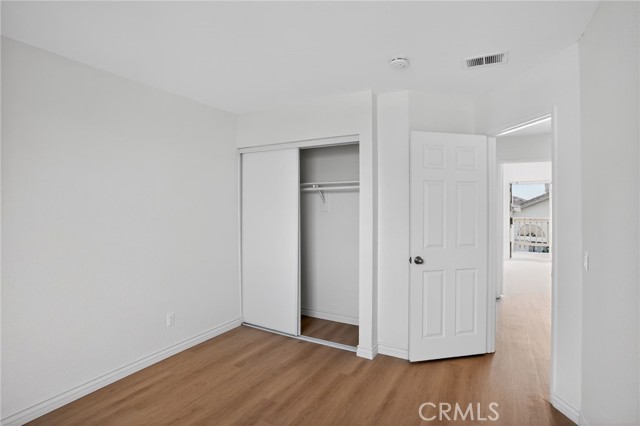 21479 Douglasis, Moreno Valley CA: https://media.crmls.org/medias/95c768da-e5eb-4d2b-9896-e1bf339fce60.jpg