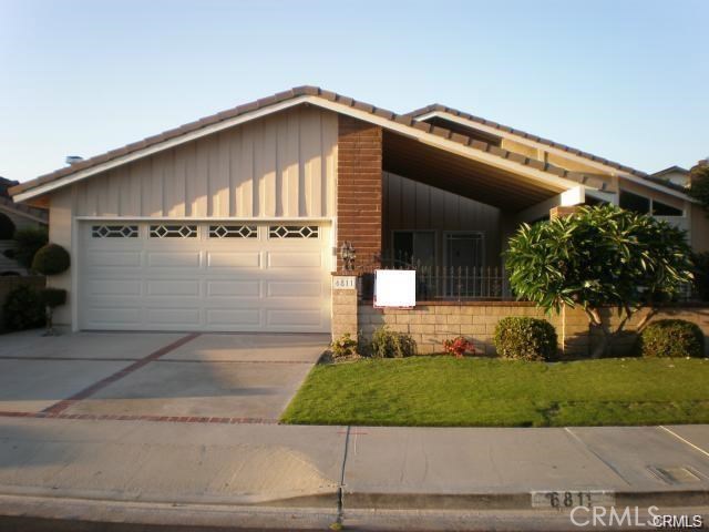 6811 Glen Dr, Huntington Beach, CA 92647