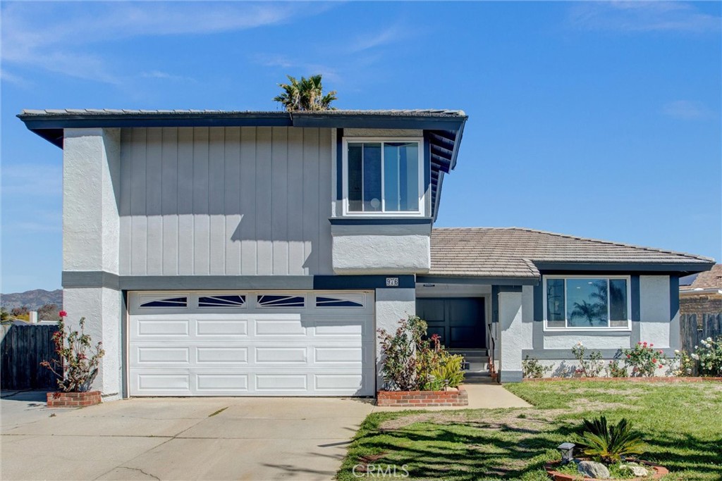 976 Airedale Court