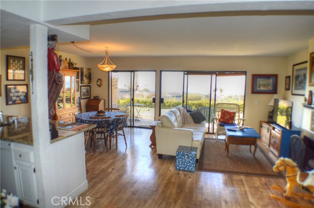 Detail Gallery Image 13 of 41 For 146 Avenida Baja, San Clemente,  CA 92672 - 2 Beds | 1/1 Baths