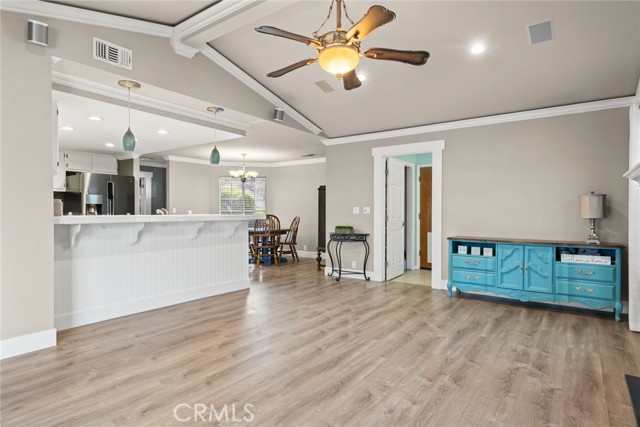 Detail Gallery Image 10 of 41 For 1036 Clotilde Way, Chico,  CA 95926 - 3 Beds | 2 Baths