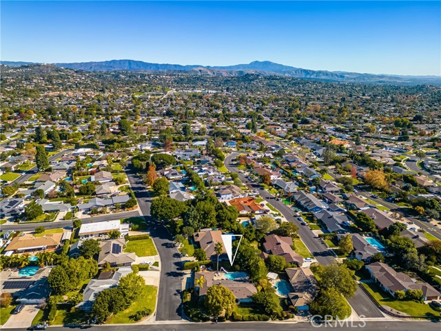 Detail Gallery Image 35 of 37 For 13382 Mount Hood Dr, North Tustin,  CA 92705 - 4 Beds | 3 Baths