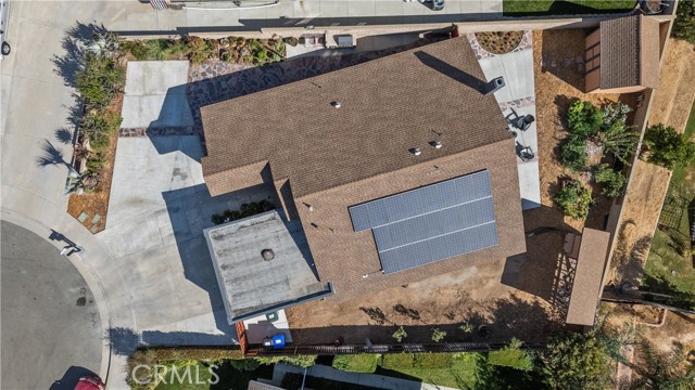 Detail Gallery Image 2 of 40 For 23034 Willow View Cir, Valencia,  CA 91354 - 4 Beds | 2 Baths