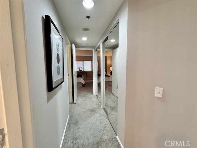 Detail Gallery Image 25 of 57 For 525 E Seaside Way #305,  Long Beach,  CA 90802 - 2 Beds | 1/1 Baths