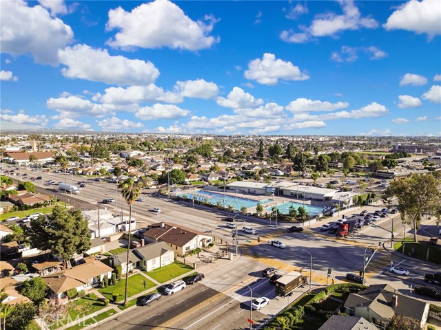 Detail Gallery Image 14 of 15 For 7840 Pioneer, Whittier,  CA 90606 - 4 Beds | 3 Baths