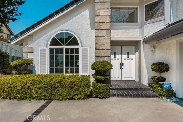 580 S Londerry Ln, Anaheim Hills CA: https://media.crmls.org/medias/95cc3d62-e2ce-4ca4-ac63-120d855c7417.jpg