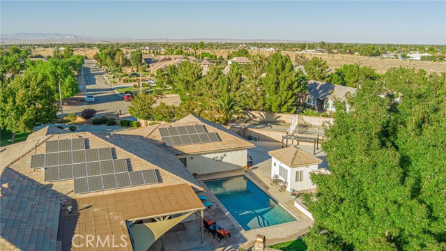 Image 71 of 72 For 2534 Desert Rose Drive