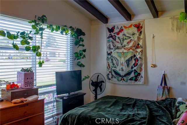 615 Monterey Street, Redlands CA: https://media.crmls.org/medias/95ce6260-c8f4-47ea-924b-f584f0721e37.jpg