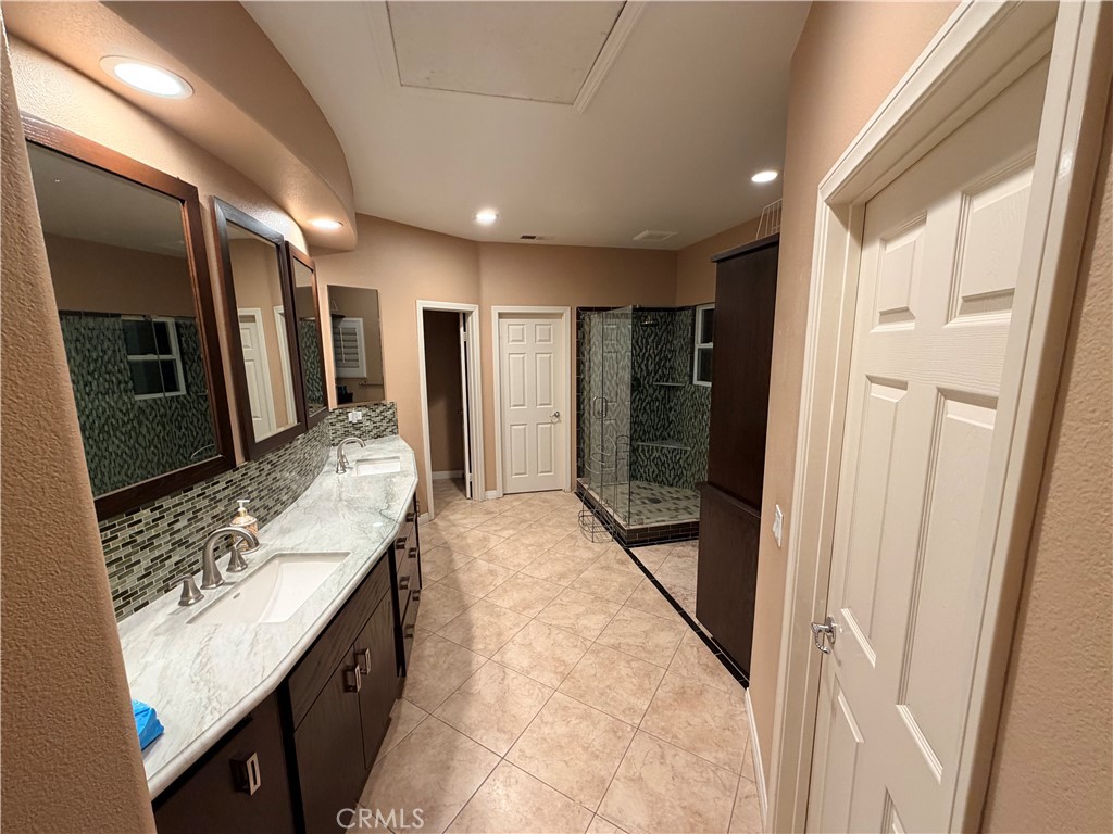 MLS #OC25260123 image #12