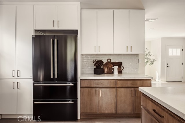 Detail Gallery Image 6 of 30 For 6245 Mayfield, La Crescenta,  CA 91214 - 3 Beds | 2 Baths