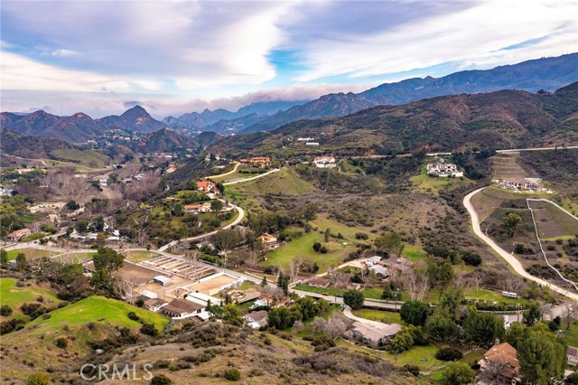 31041 Lobo Canyon Road photo 1