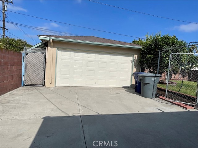 6221 San Rafael Drive, Buena Park CA: https://media.crmls.org/medias/95d02e1f-94cf-4137-8af7-147c6013a29a.jpg