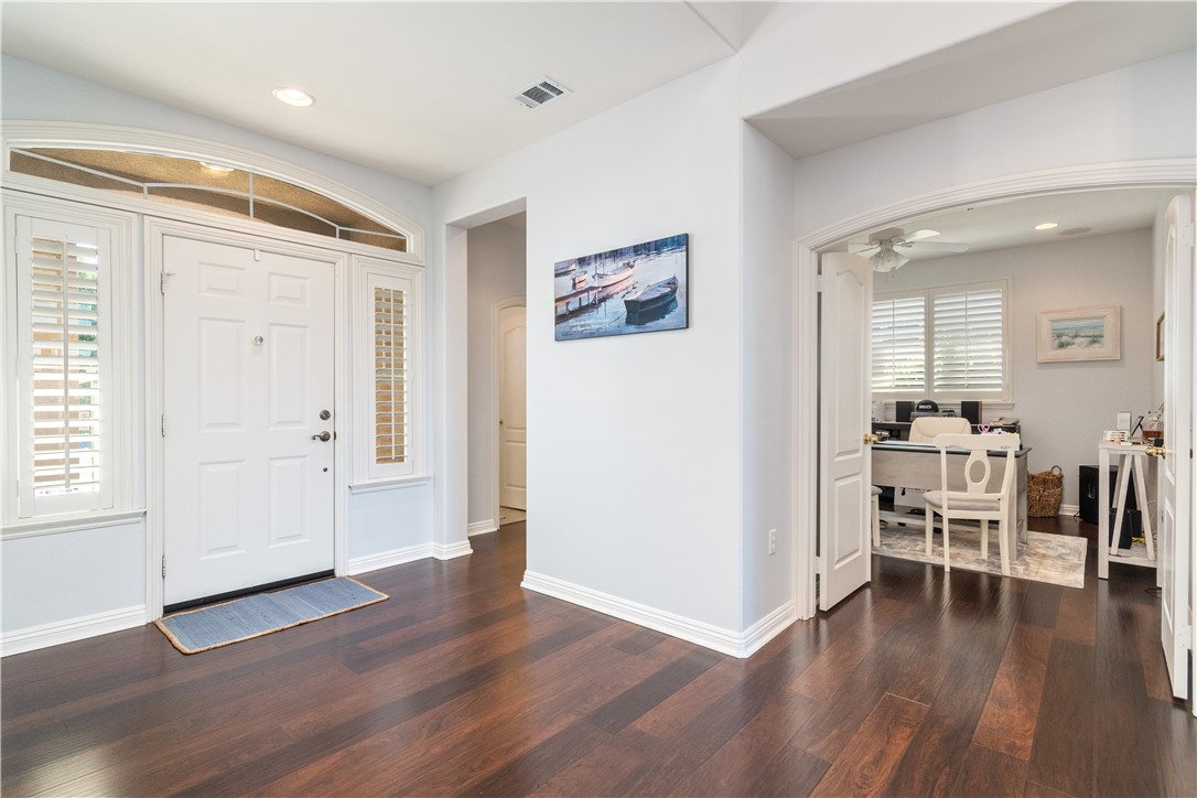 Detail Gallery Image 5 of 75 For 39415 Domaine Michael Dr, Murrieta,  CA 92563 - 3 Beds | 2 Baths