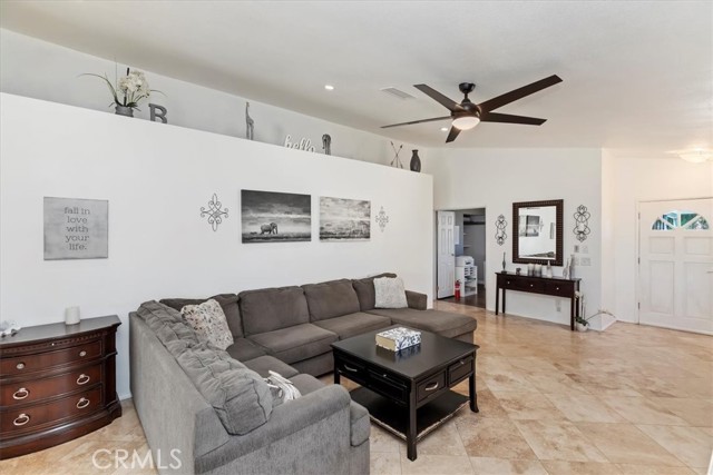 Detail Gallery Image 6 of 29 For 1831 Pali Dr, Norco,  CA 92860 - 4 Beds | 2 Baths