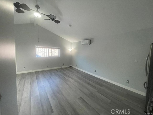 Detail Gallery Image 2 of 8 For 23417 Vanowen St, West Hills,  CA 91307 - 0 Beds | 1 Baths