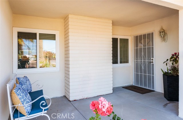 7901 Rhine Drive, Huntington Beach CA: https://media.crmls.org/medias/95d133d0-6c8e-4610-acc1-1f416b3b0e98.jpg