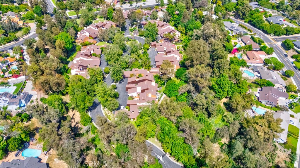 https://media.crmls.org/medias/95d38841-f02c-437d-abd9-c80688432458.jpg?preset=X-Large