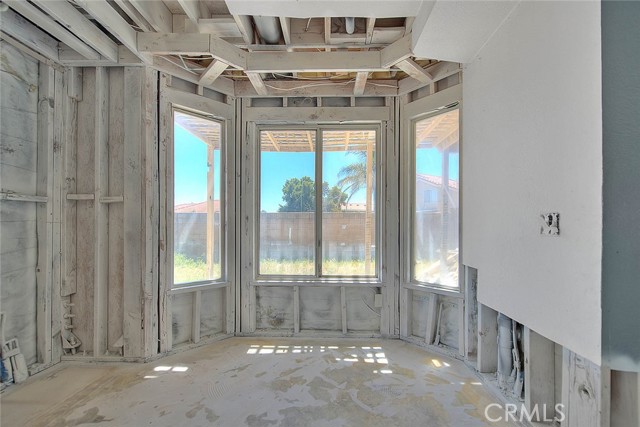 Detail Gallery Image 17 of 53 For 2317 W via Bello Dr, Rialto,  CA 92377 - 4 Beds | 3 Baths