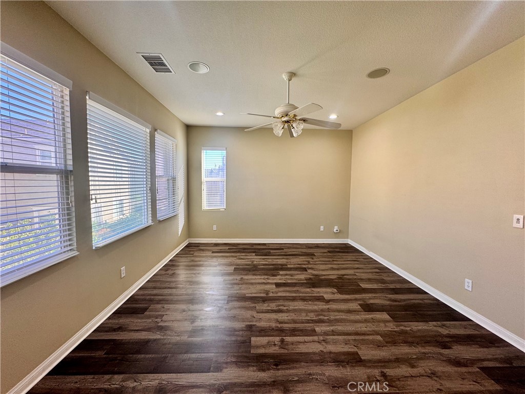 MLS #IG25219904 image #25