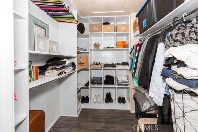 25010 Foxtail Court, Stevenson Ranch CA: https://media.crmls.org/medias/95d530ea-fcfb-477c-9e71-ea4225777da2.jpg